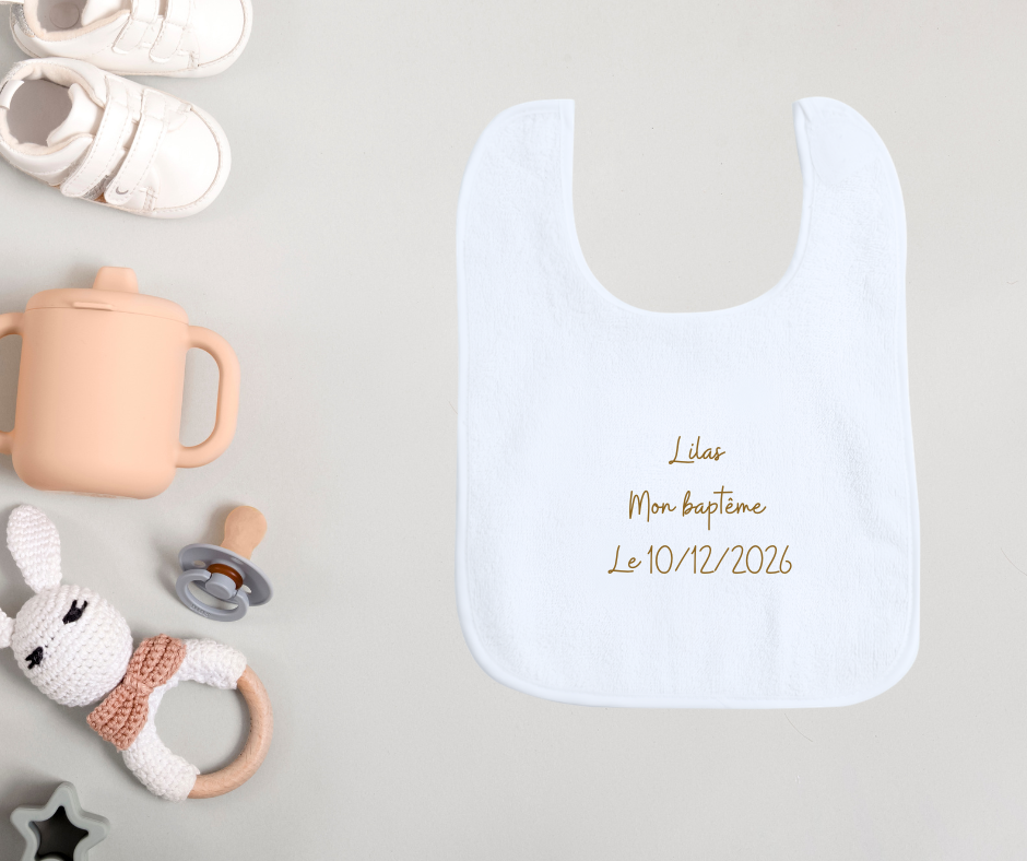 Bavoir personnalisé pour bébé – Un indispensable unique au prénom de votre enfant